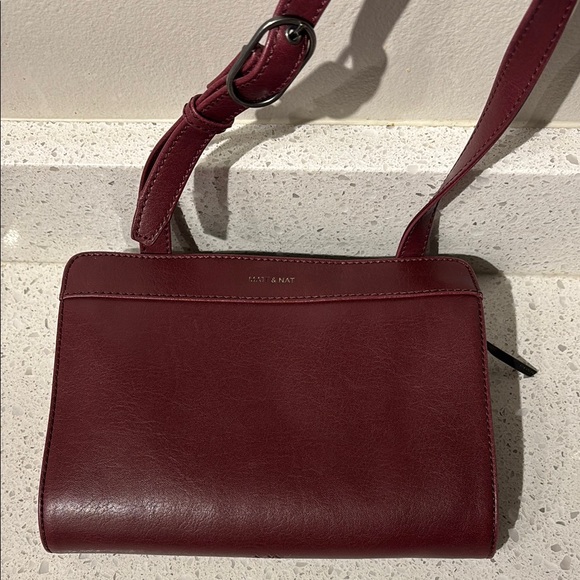 Matt & Nat Maroon Bag - Picture 2 of 6